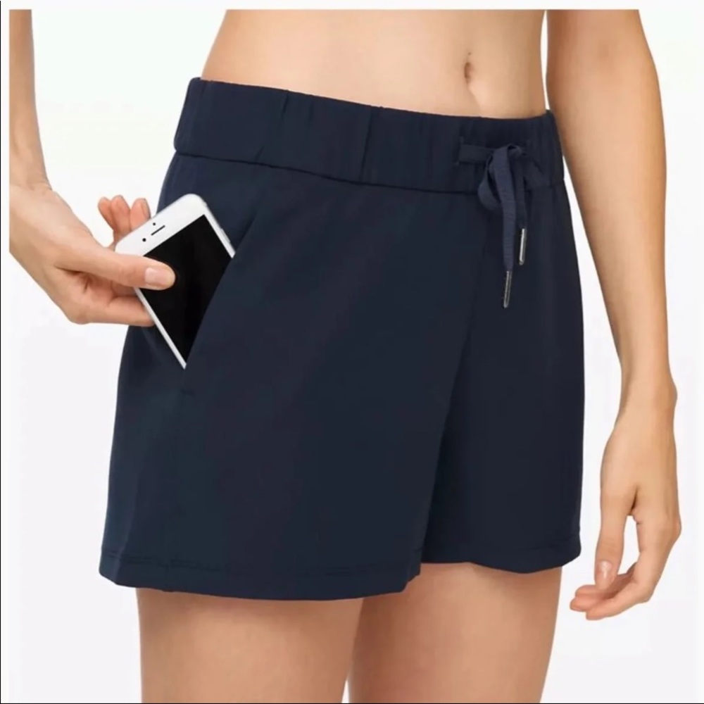 Lululemon On The Fly Shorts Navy 12
